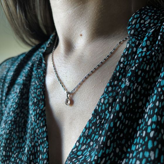 Silver pendant with phianites