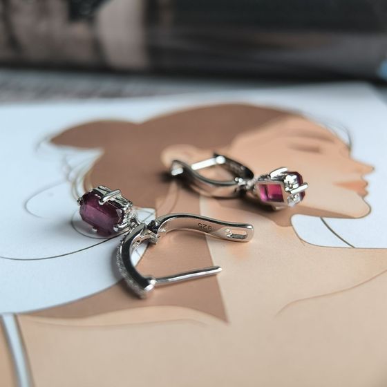 Срібні сережки з рубіном 1.548ct