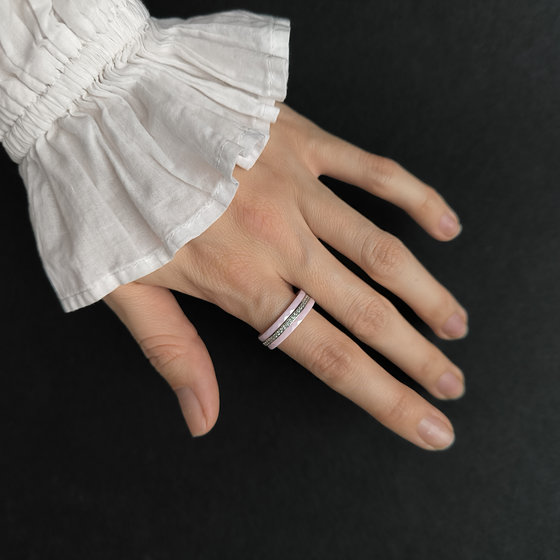 Silver ring with ceramics