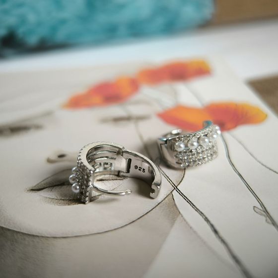 Срібні сережки з перлами, фіанітами