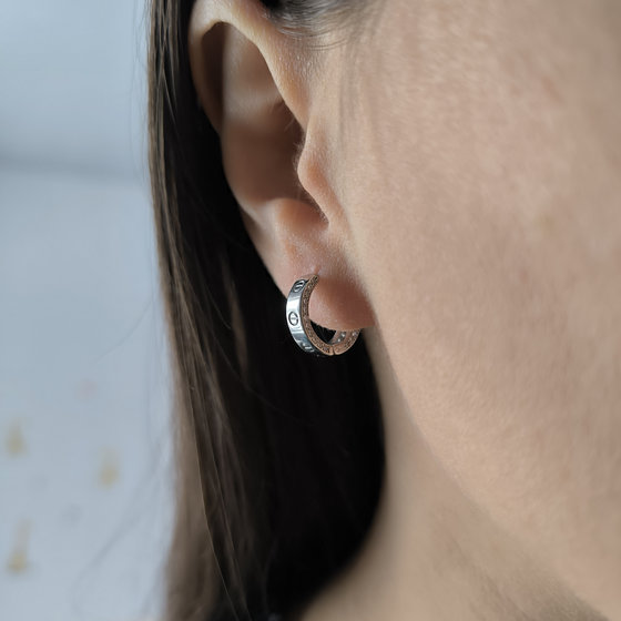 Silver earrings with 0.44ct phianites