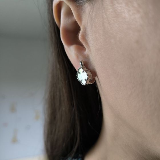 Срібні сережки з перламутром