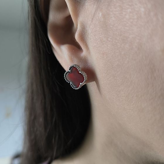 Silver earrings with agate