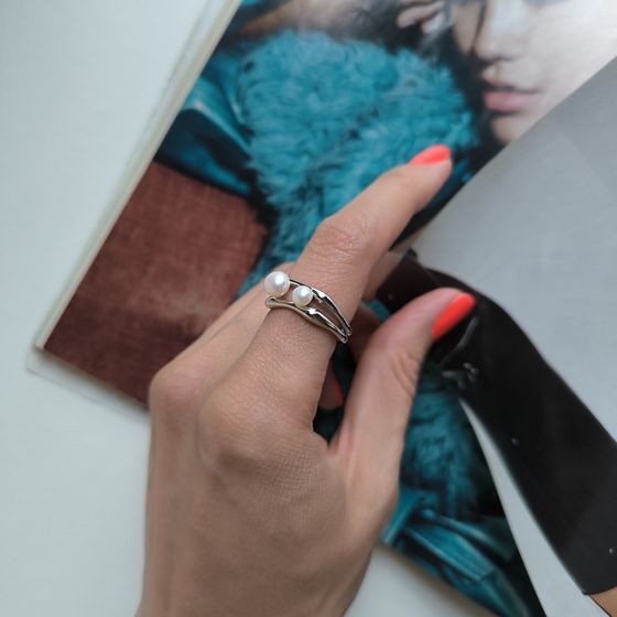 Срібна каблучка з перлами 2.5ct