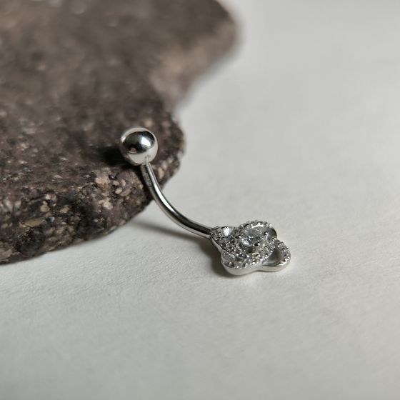 Silver piercing with phianites