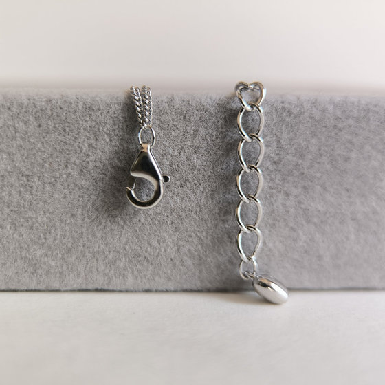 Silver bracelet with cubic zirconia