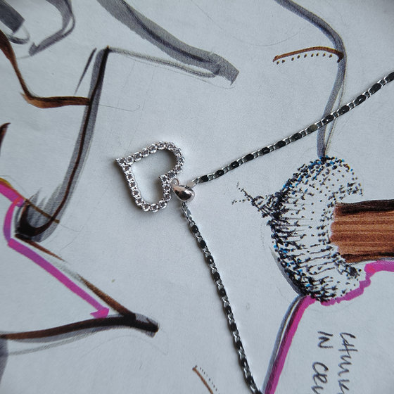 Срібна підвіска з фіанітами