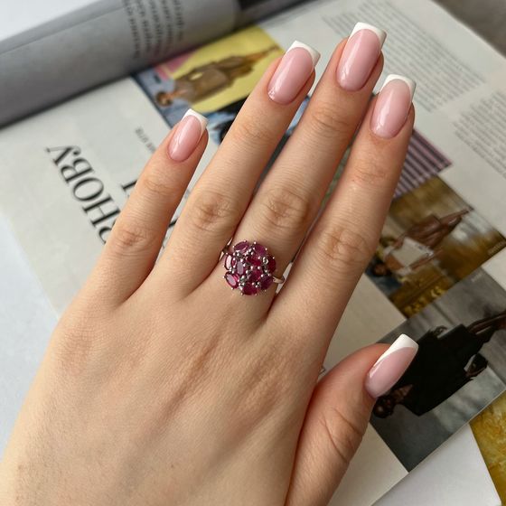 Silver ring with ruby 3.65ct
