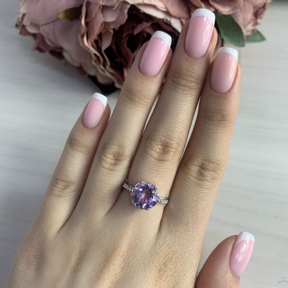 Silver ring with amethyst 3.372ct