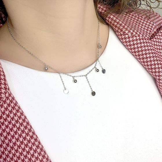 Silver necklace without stones