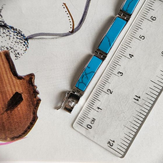 Silver bracelet with turquoise