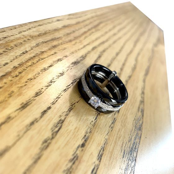 Silver ring with ceramics