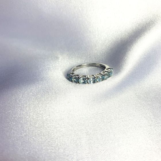 Серебряное кольцо с топазом 1.5ct