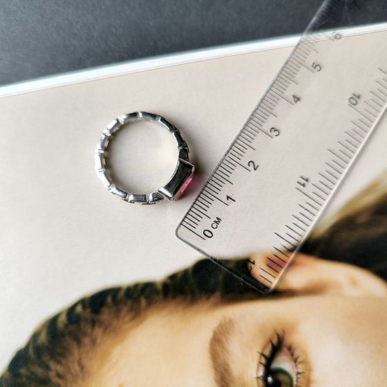 Срібна каблучка з рубіном 2,157 карата