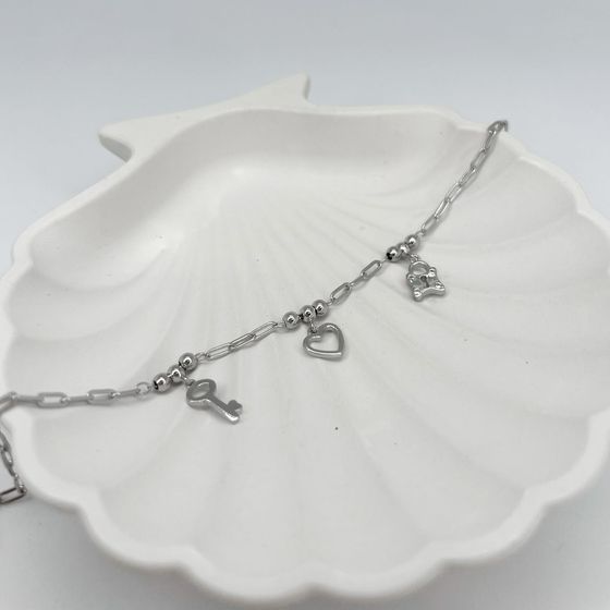 Silver bracelet with phianites