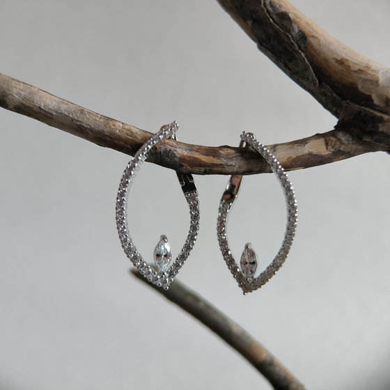 Silver earrings with Phianites