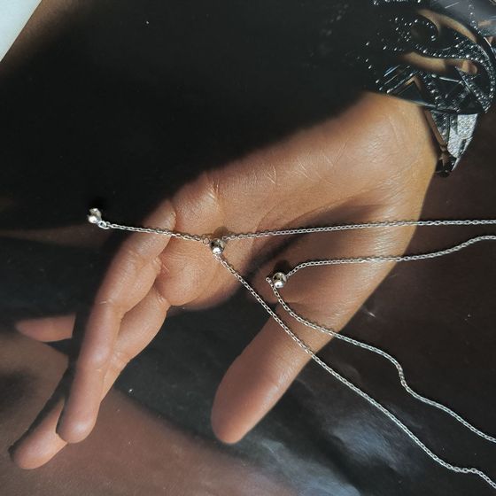 Silver necklace without stones