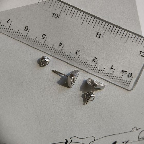 Срібні сережки з перламутром, фіанітами