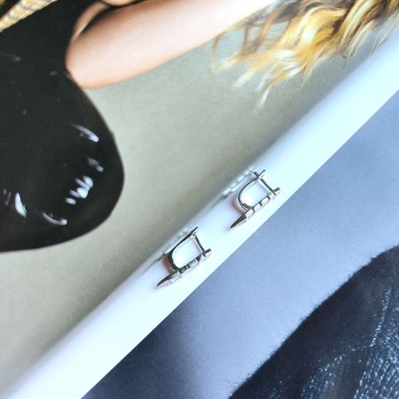 Срібні сережки з фіанітами