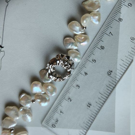 Silver bracelet with baroque pearls