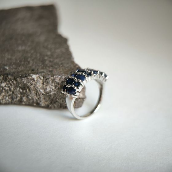 Серебряное кольцо с сапфиром 3.267ct