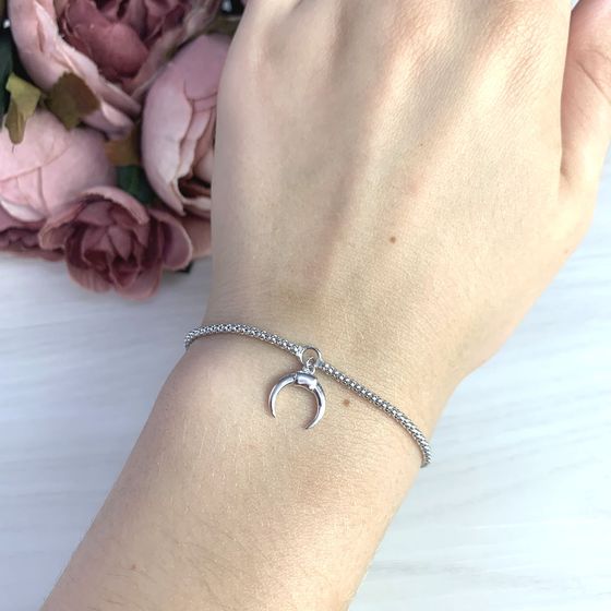 Silver bracelet without stones