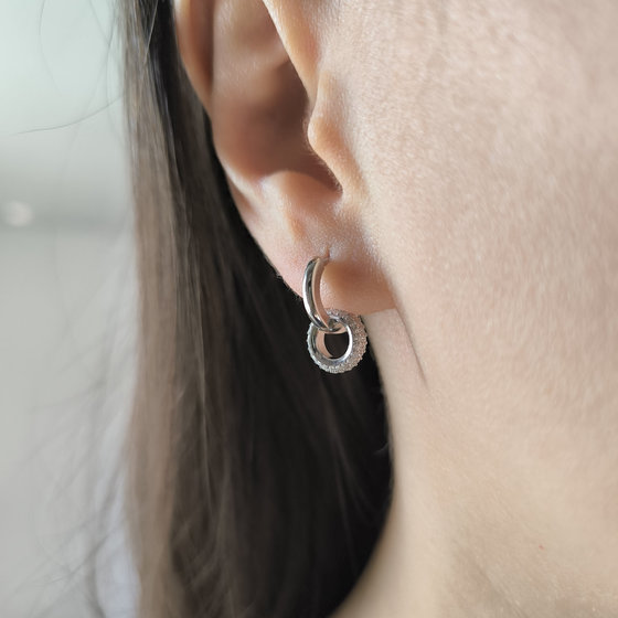 Silver earrings with cubic zirconia