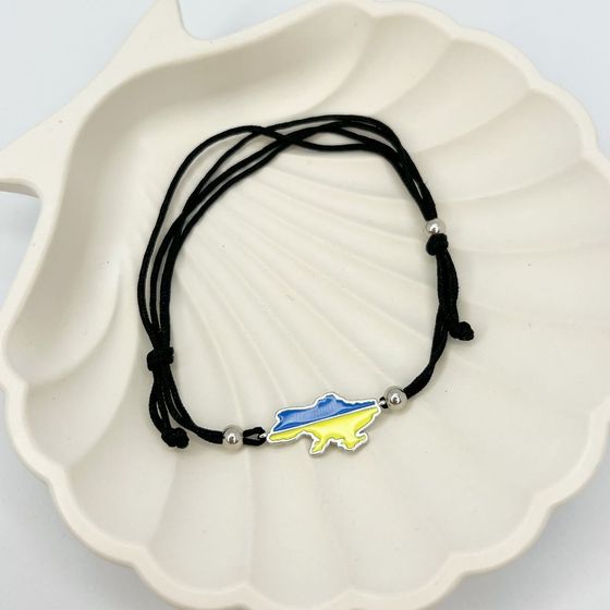 Silver bracelet with yemallu