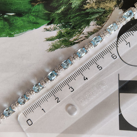 Silver bracelet with topaz 11.335ct