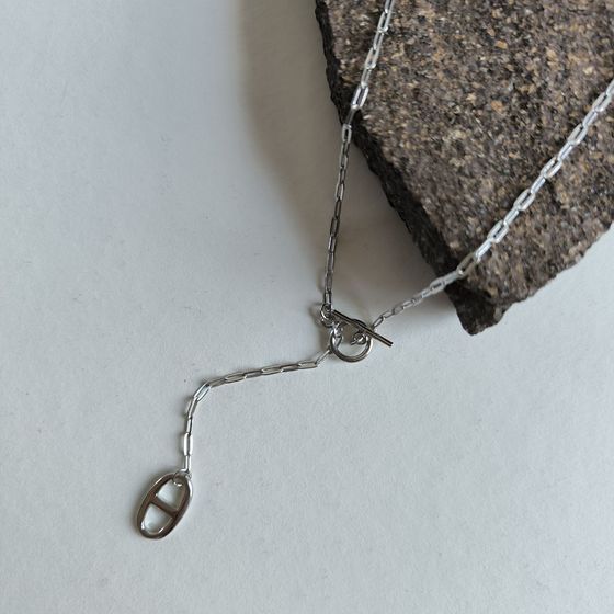Silver necklace without stones