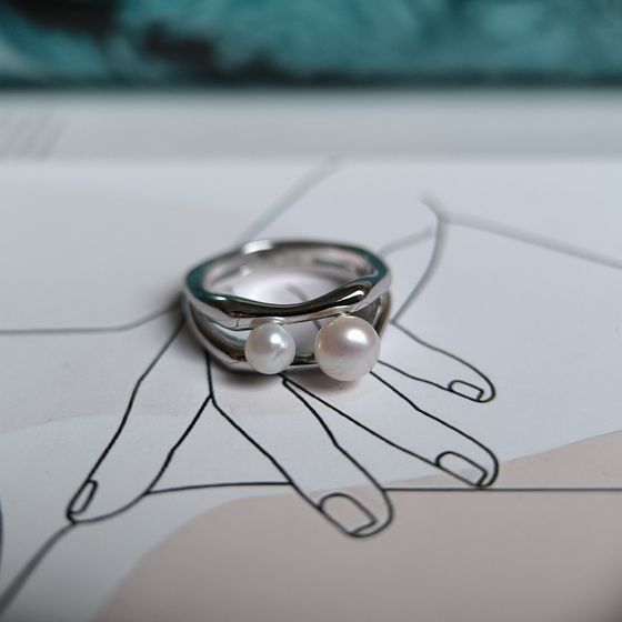 Срібна каблучка з перлами 2.5ct