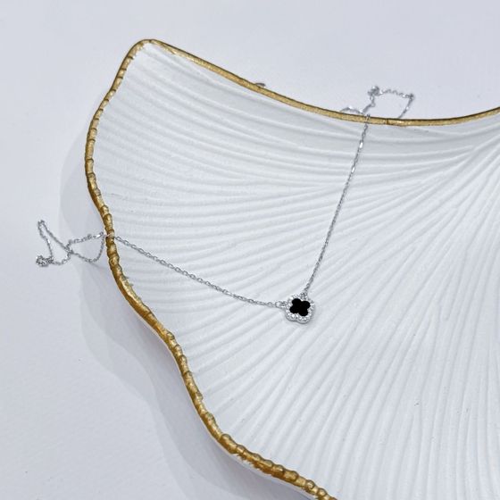 Срібне кольє з оніксом, фіанітами