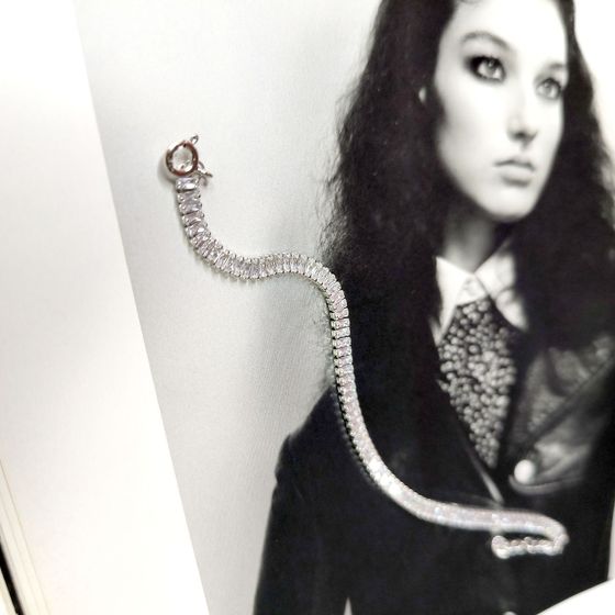 Silver bracelet with phianites