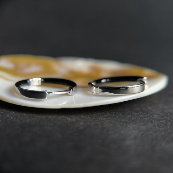 Silver earrings with enamel