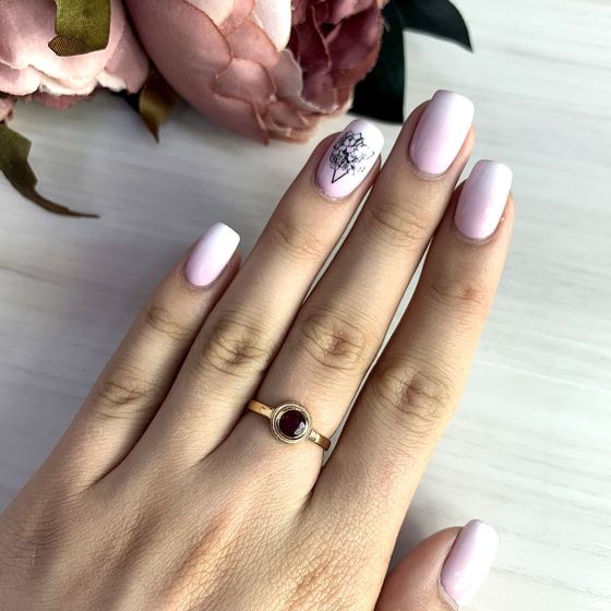 Золотое кольцо с рубином