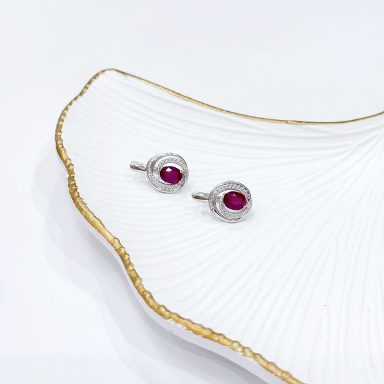 Срібні сережки з рубіном 4.124ct, фіанітами