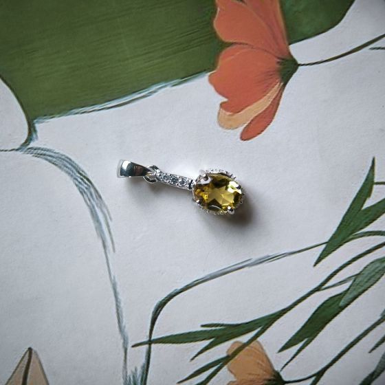 Срібна підвіска з цитрином nano