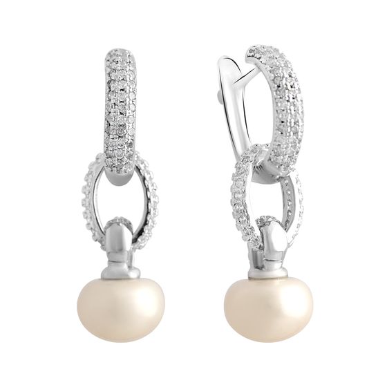 Silver earrings with pearls