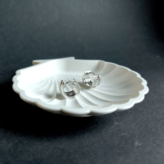 Срібні сережки з фіанітами