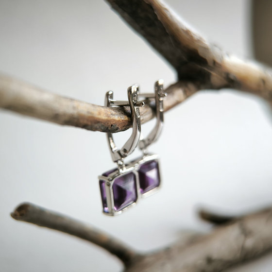 Серебряные серьги с александритом 12.55ct