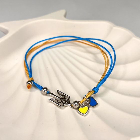 Silver bracelet with yemallu