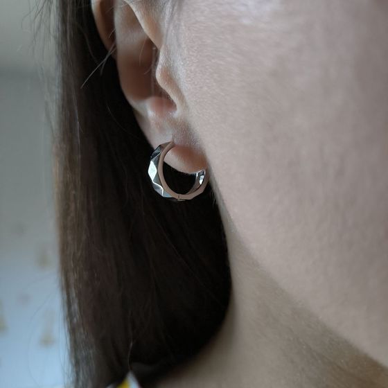 Срібні сережки без каменів