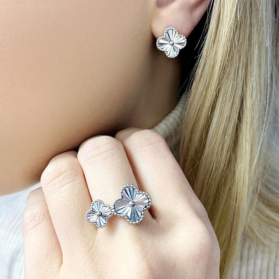 Silver ring without stones