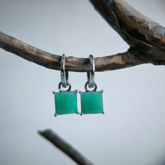 Срібні сережки зі смарагдом 4.217ct