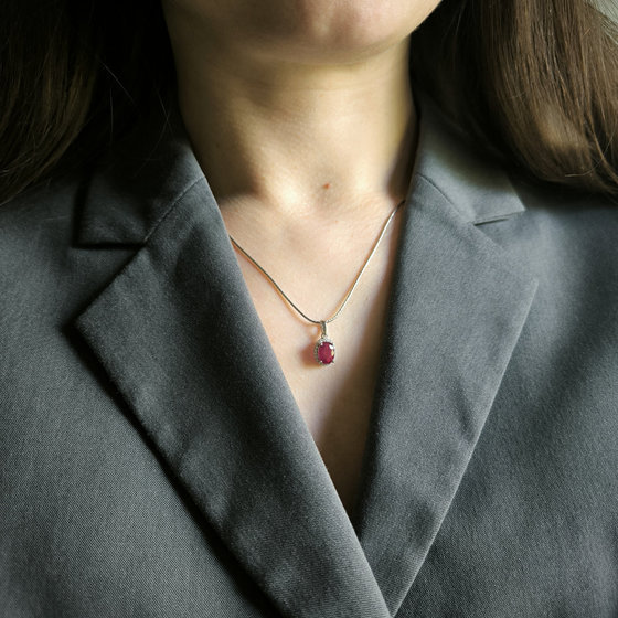 Silver pendant with a 2.098-carat ruby and cubic zirconia