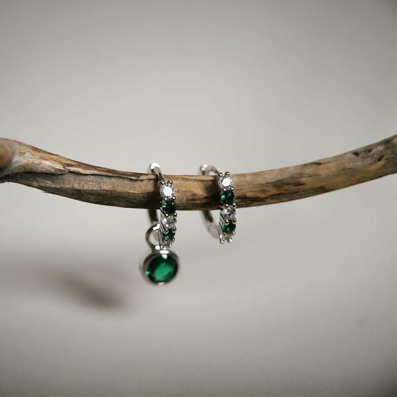 Срібні сережки з фіанітами