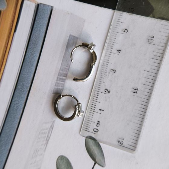 Срібні сережки з фіанітами