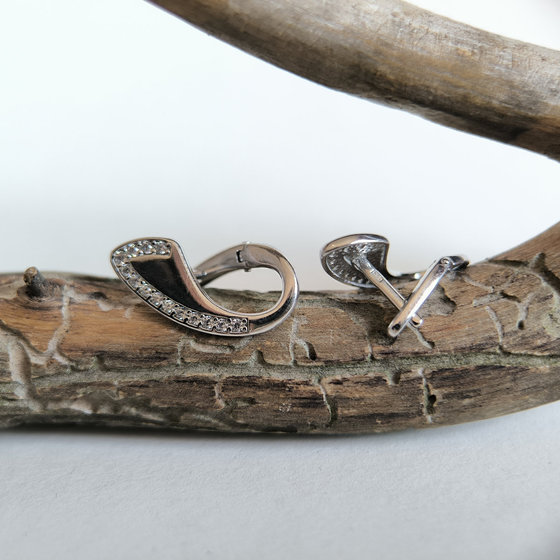 Срібні сережки з фіанітами