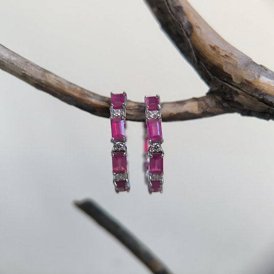 Silver earrings with ruby 6.145ct, cubic zirconia