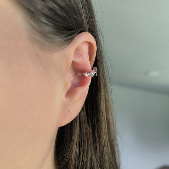 Серебряные серьги с фианитами